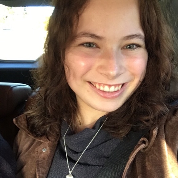 Meet your Posher, Taylor - Picture 1 of 1